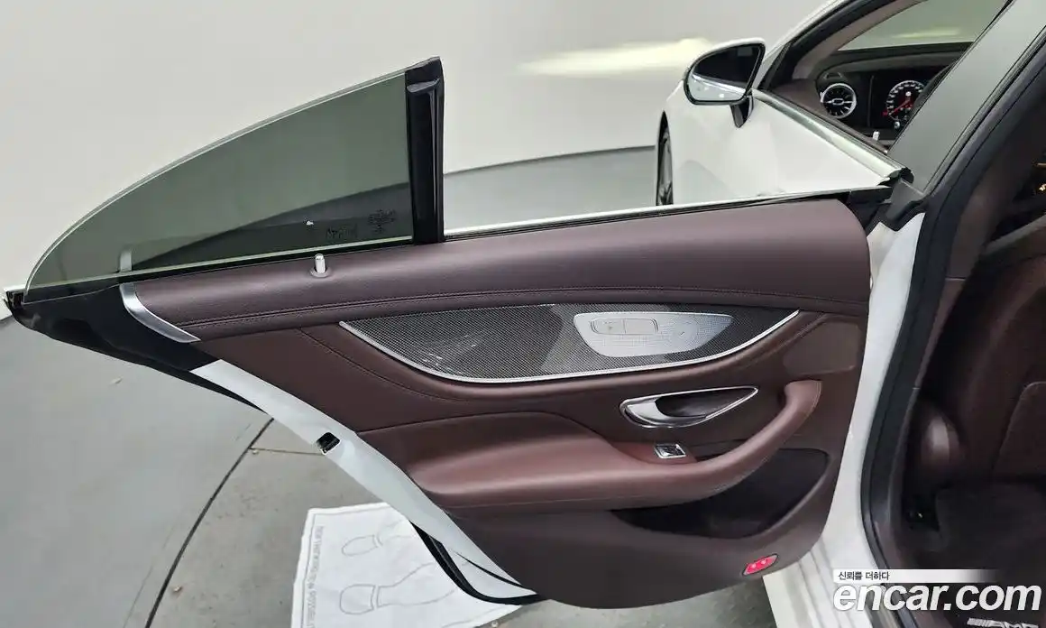 Mercedes-Benz CLS-Class 2020 1.9 гидро, фото 15