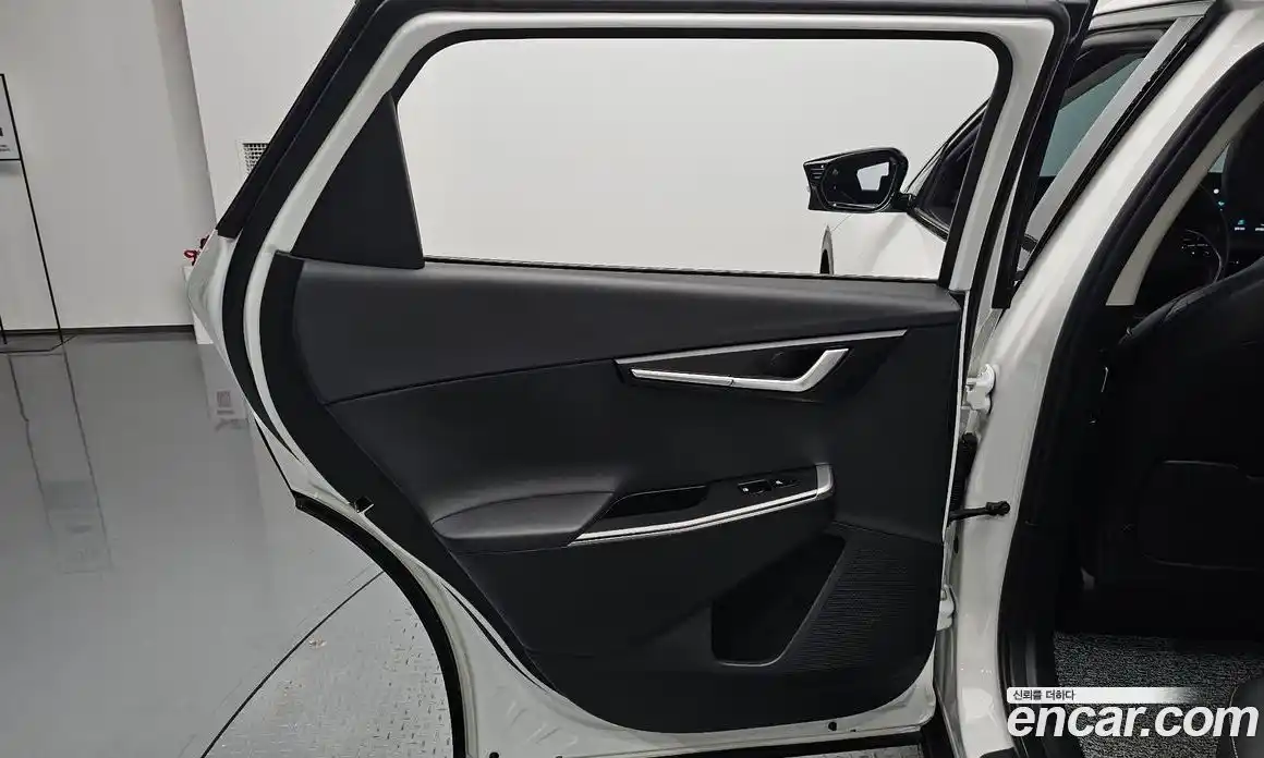 Kia EV6 2021 0.1 гидро, фото 14