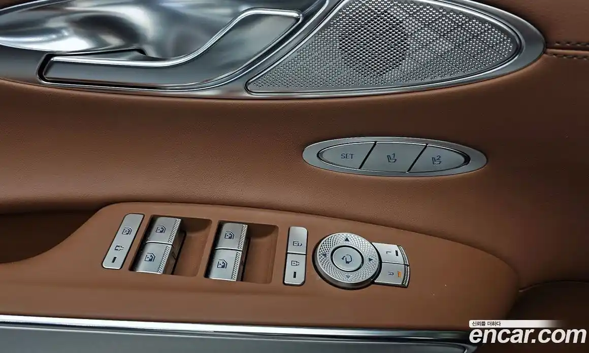 Genesis GV70 2023 2.5 автомат (гидро), фото 27