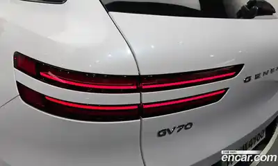 Genesis GV70 2023 2.5 автомат (гидро), миниатюра 9