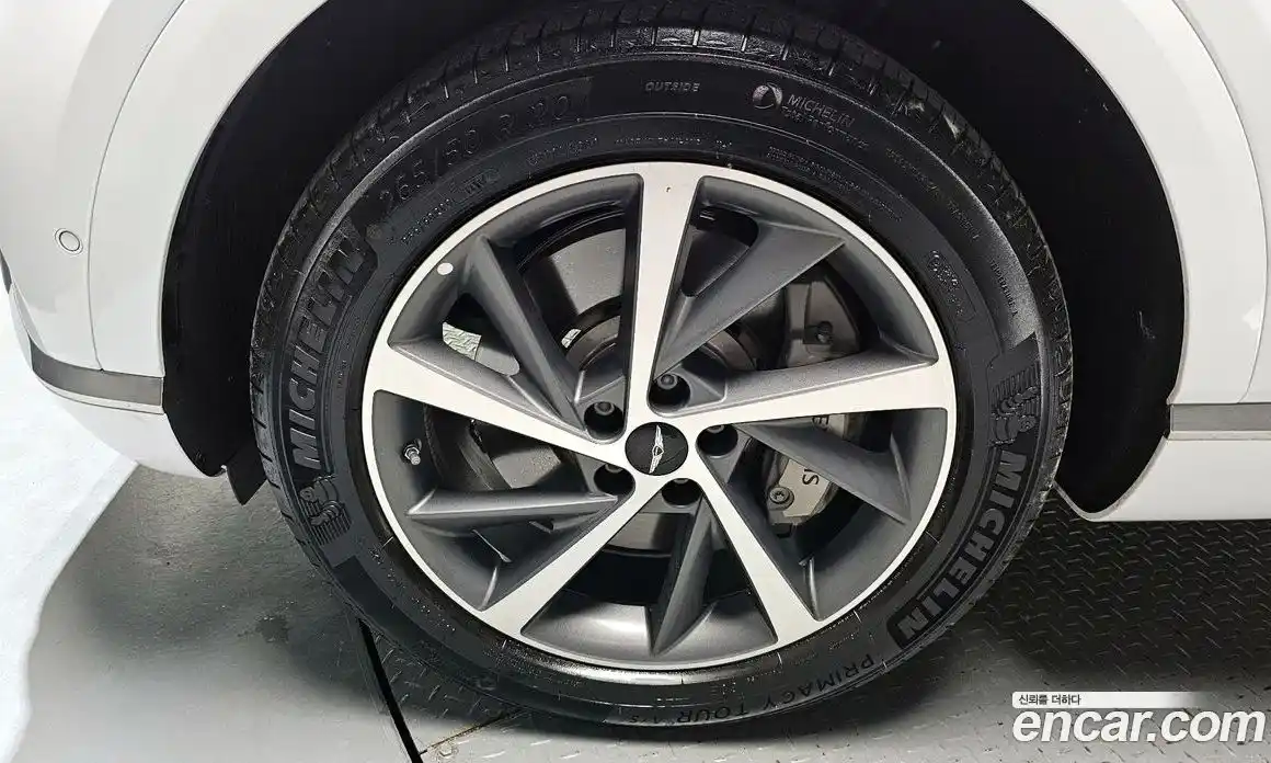 Genesis GV80 2024 2.5 гидро, фото 4