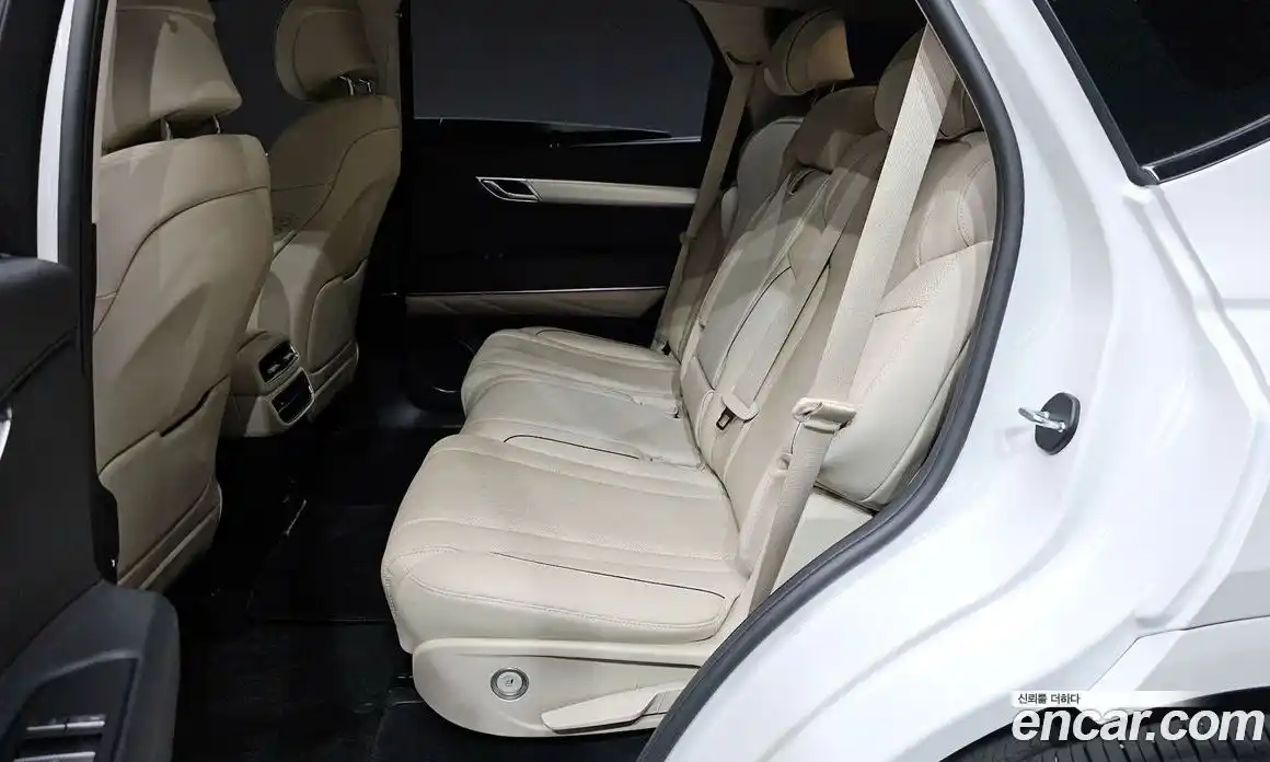 Genesis GV80 2023 3.0 гидро, фото 16
