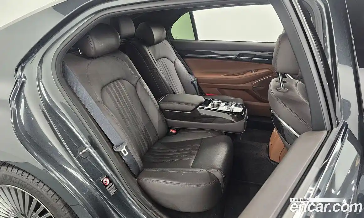 Genesis G90 2019 3.8 автомат (гидро), фото 16