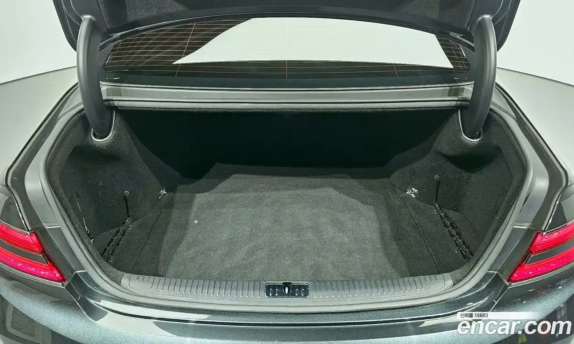 Genesis G90 2019 3.8 автомат (гидро), фото 31