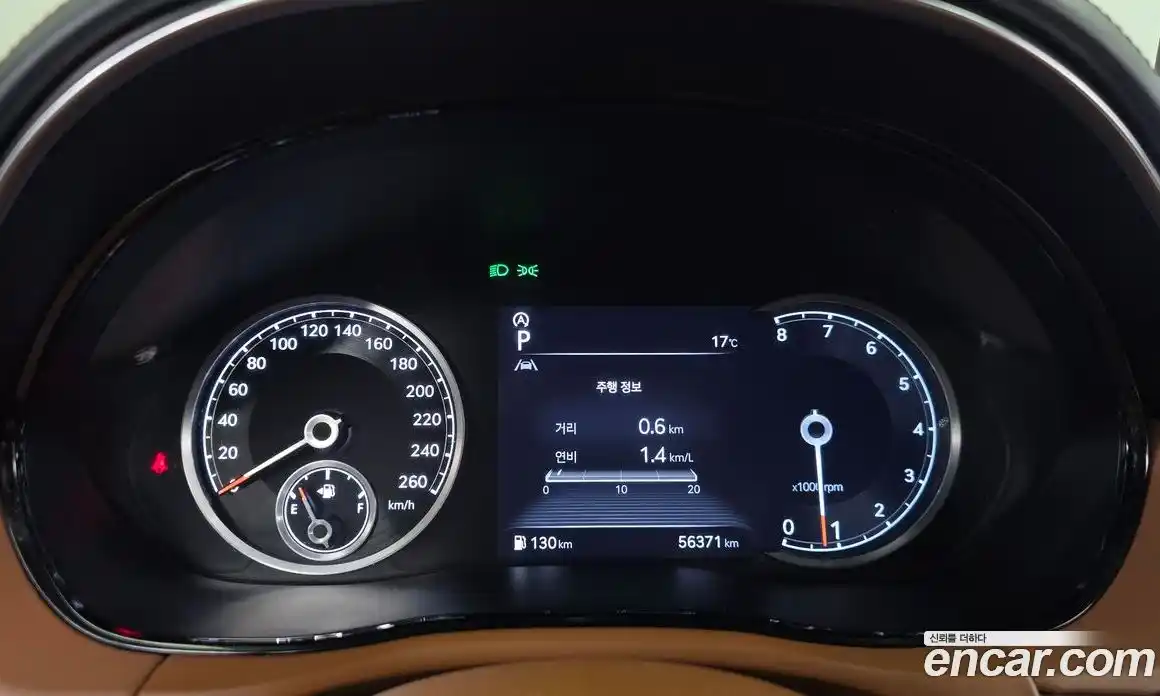 Genesis GV70 2021 2.5 автомат (гидро), фото 11