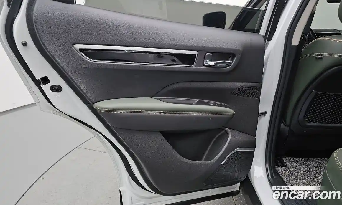 Renault QM6 2023 2.0 гидро, фото 14