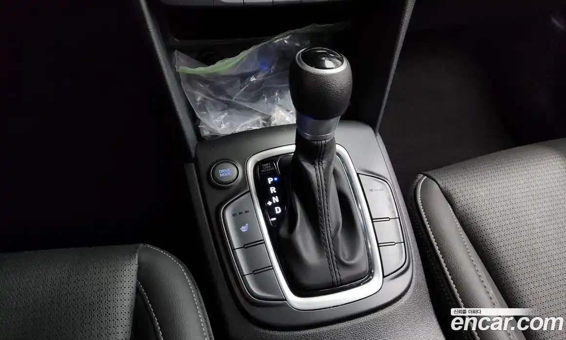 Hyundai Kona 2019 1.6 автомат (гидро), фото 11