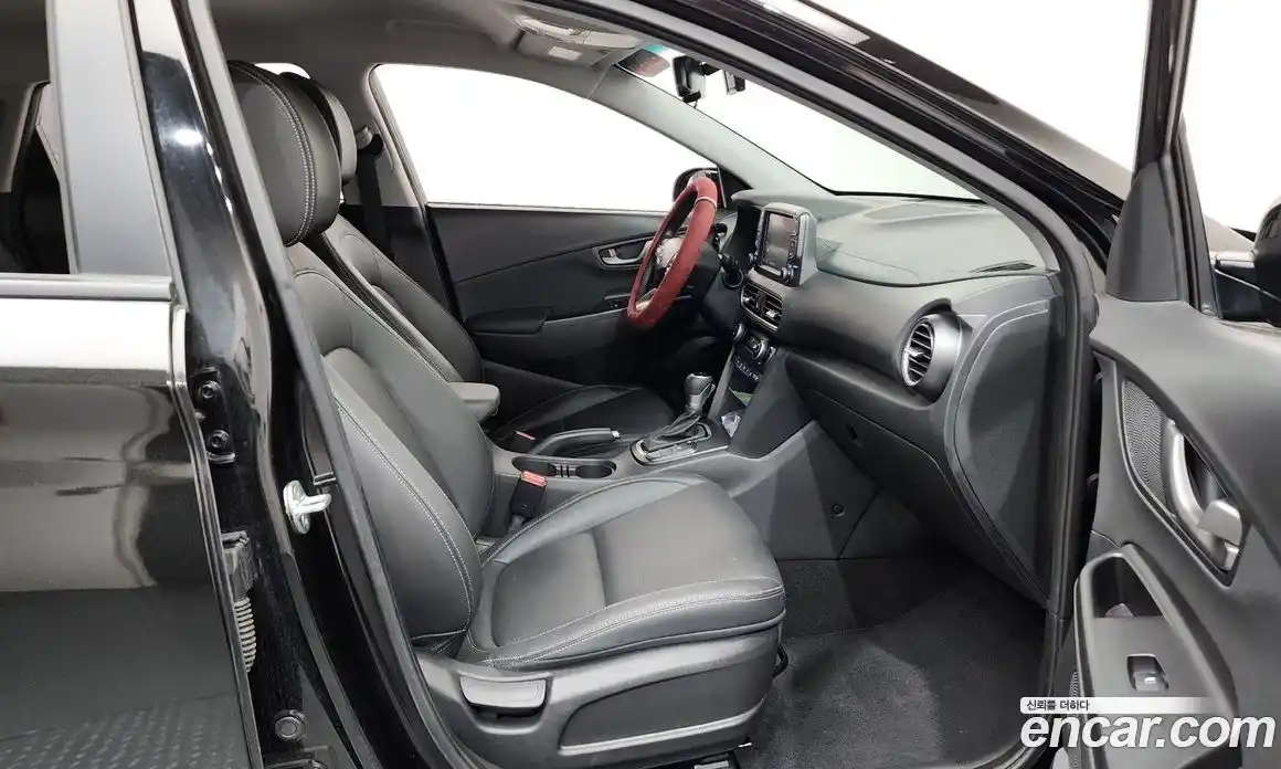 Hyundai Kona 2019 1.6 автомат (гидро), фото 15
