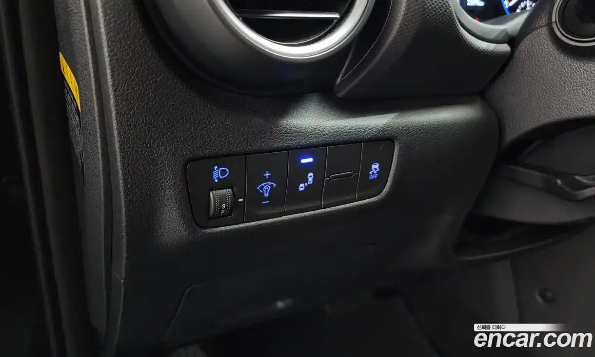 Hyundai Kona 2019 1.6 автомат (гидро), фото 26