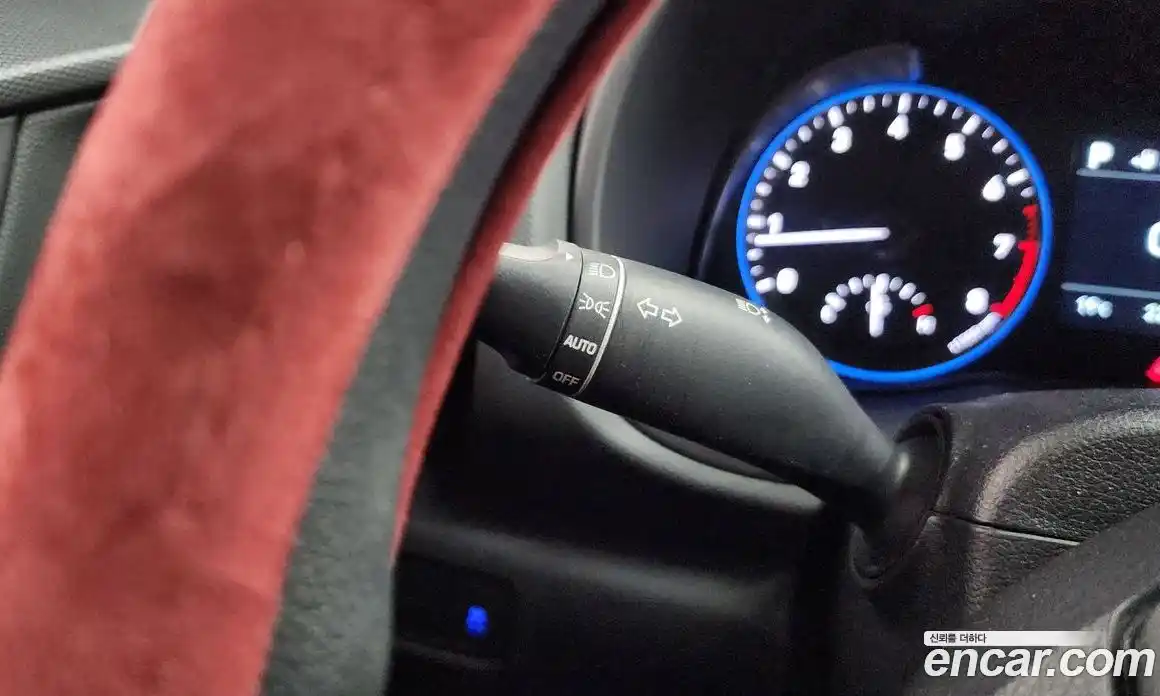 Hyundai Kona 2019 1.6 автомат (гидро), фото 31