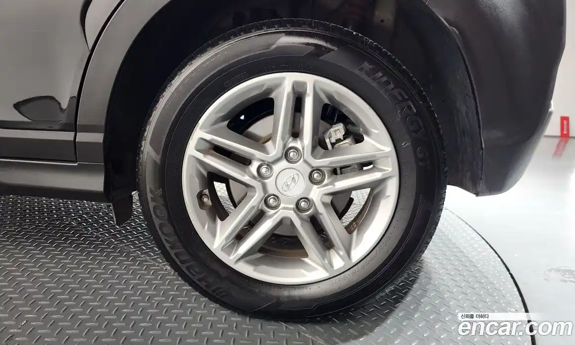 Hyundai Kona 2019 1.6 автомат (гидро), фото 6
