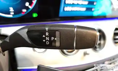 Mercedes-Benz E-Class 2021 2.0 автомат (гидро), миниатюра 12