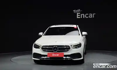 Mercedes-Benz E-Class 2021 2.0 автомат (гидро), миниатюра 3