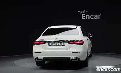 Mercedes-Benz E-Class 2021 2.0 автомат (гидро), миниатюра 4