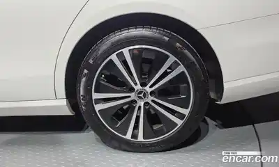 Mercedes-Benz E-Class 2021 2.0 автомат (гидро), миниатюра 7
