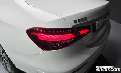 Mercedes-Benz E-Class 2021 2.0 автомат (гидро), миниатюра 9
