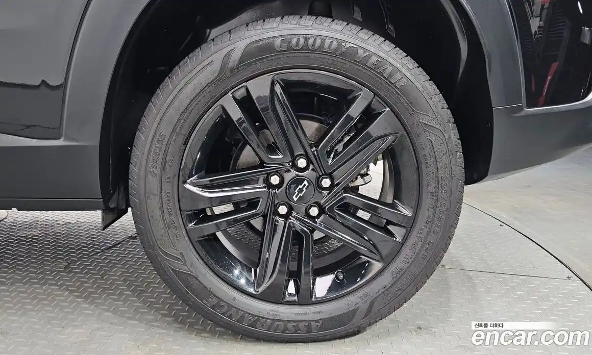 Chevrolet Trax 2023 1.2 гидро, фото 6