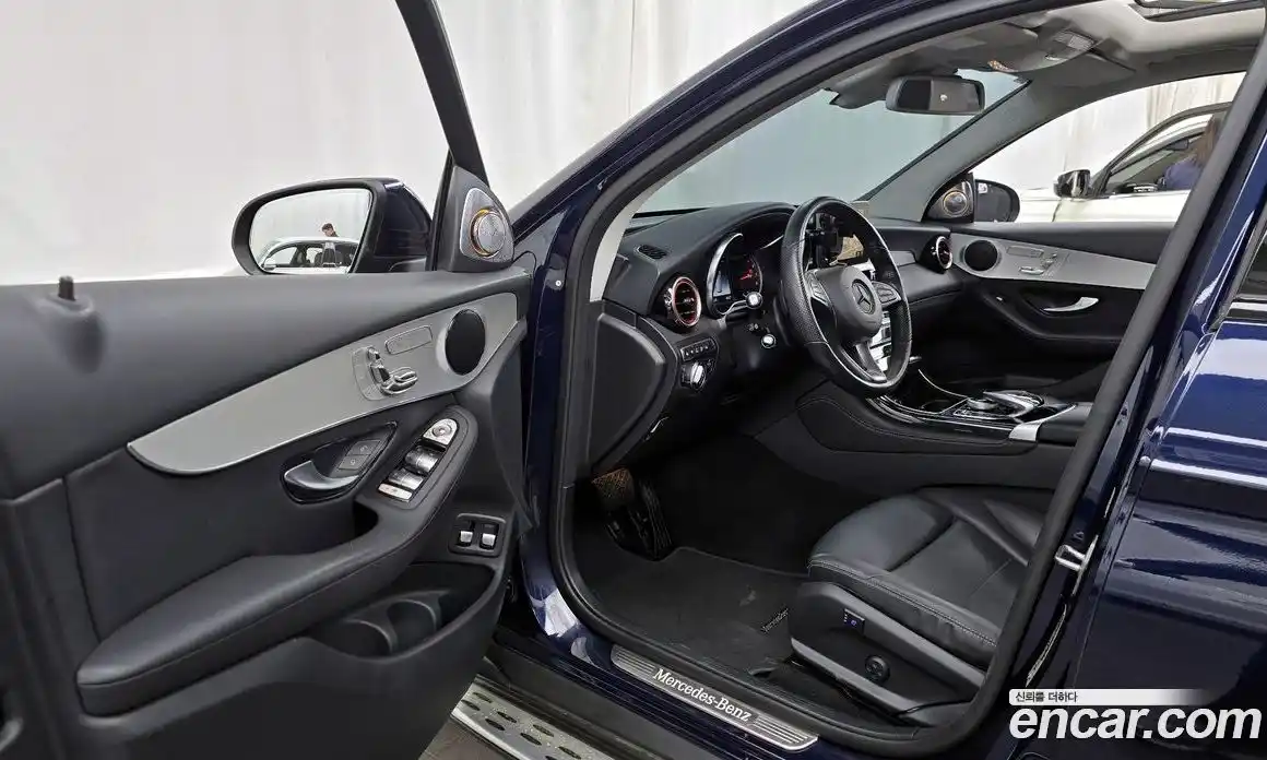 Mercedes-Benz GLC-Class 2018 2.0 автомат (гидро), фото 10