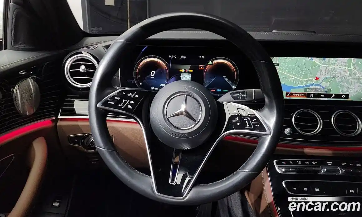 Mercedes-Benz E-Class 2022 3.0 гидро, фото 13