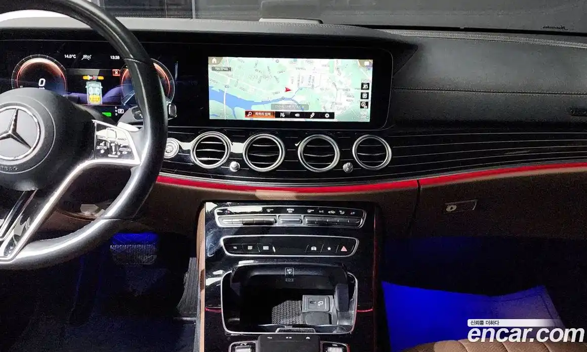 Mercedes-Benz E-Class 2022 3.0 гидро, фото 14