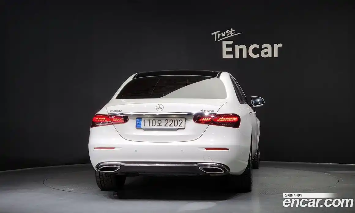 Mercedes-Benz E-Class 2022 3.0 гидро, фото 4
