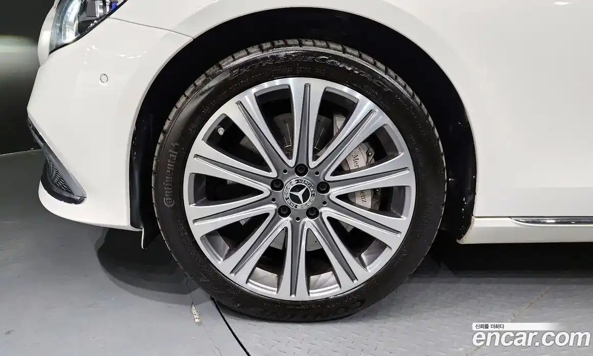 Mercedes-Benz E-Class 2022 3.0 гидро, фото 5