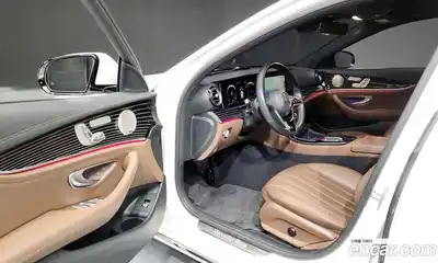 Mercedes-Benz E-Class 2022 3.0 гидро, миниатюра 10