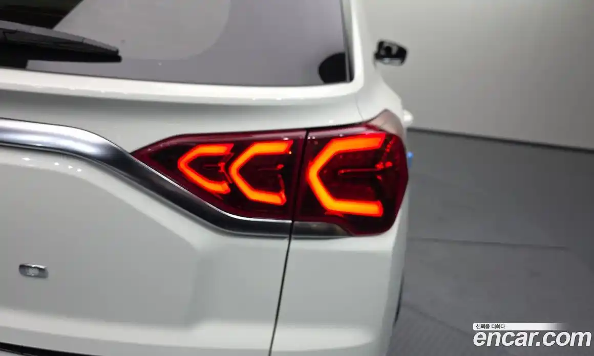 SsangYong Korando 2019 1.6 автомат (гидро), фото 9