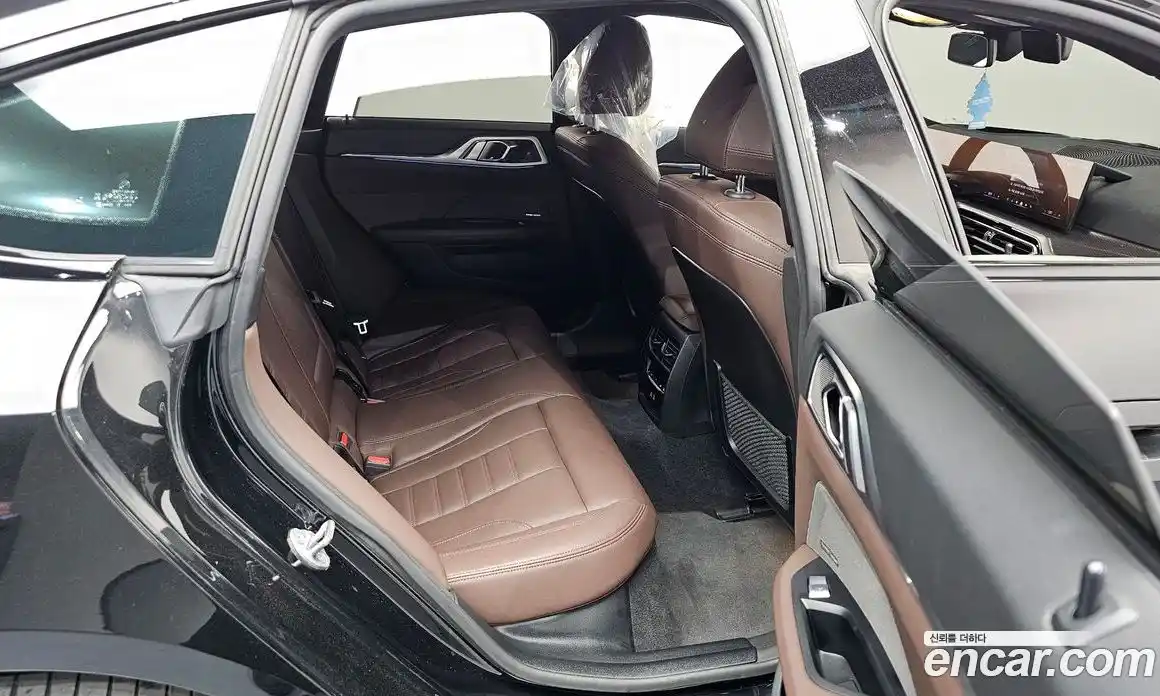 BMW i4 2024 0.2 гидро, фото 18