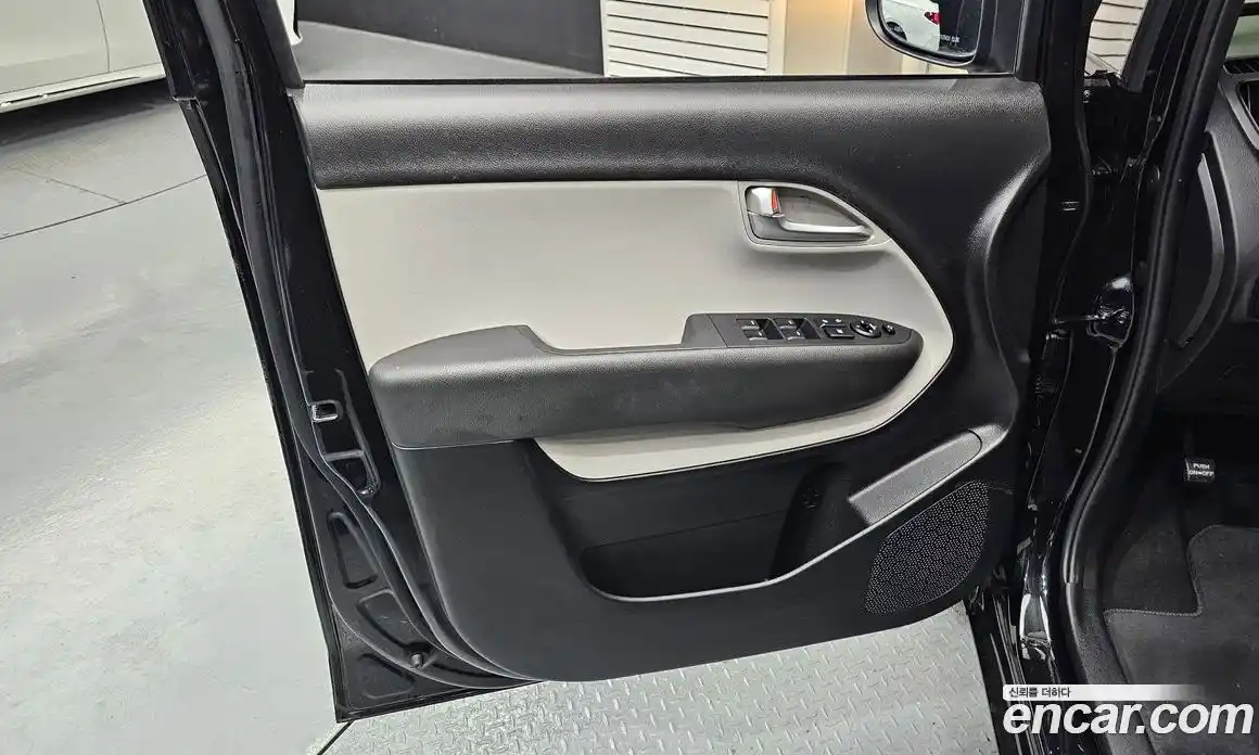 Kia Ray 2023 1.0 гидро, фото 14