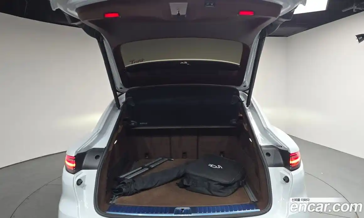 Porsche Cayenne 2021 3.0 автомат (гидро), фото 28