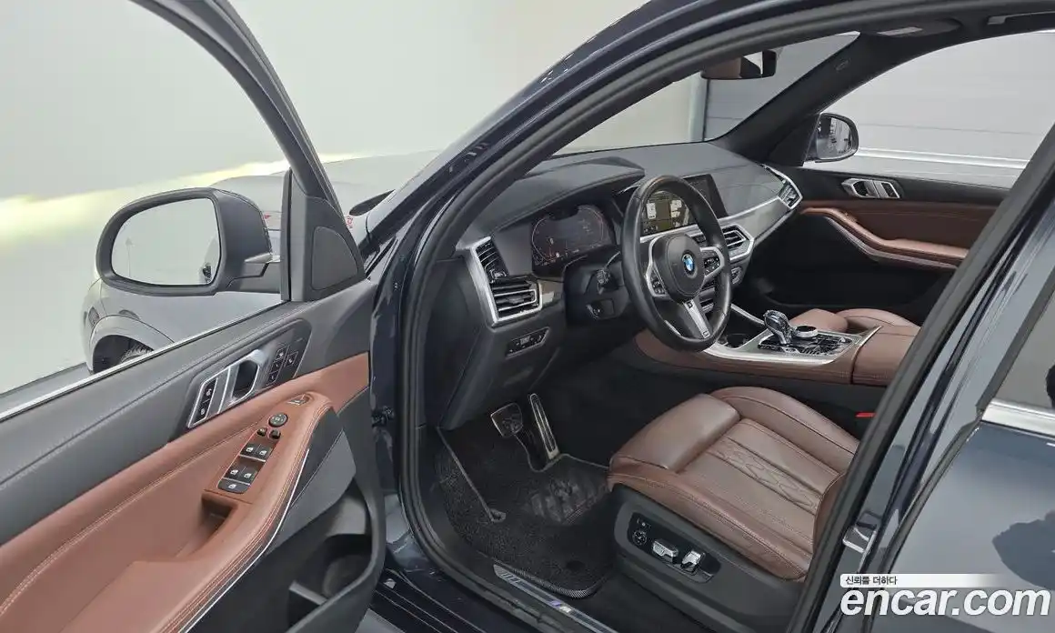 BMW X5 2022 3.0 автомат (гидро), фото 13