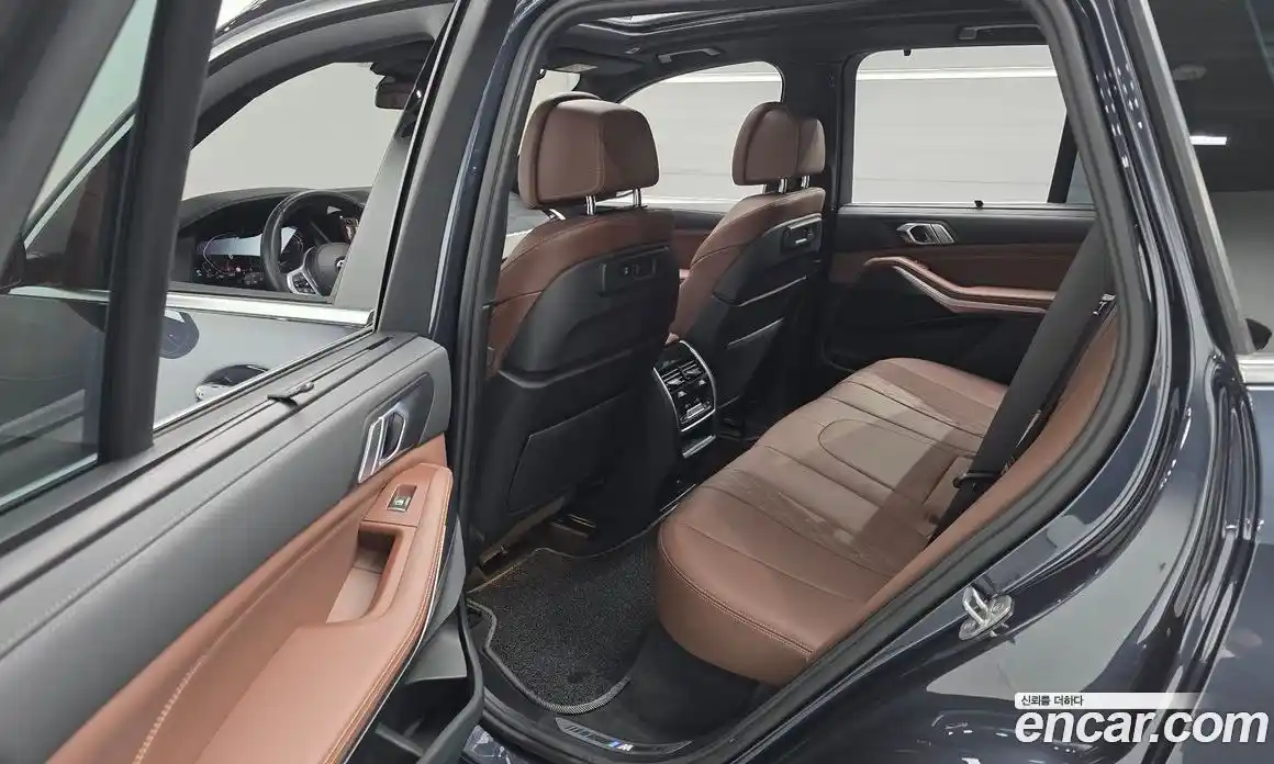 BMW X5 2022 3.0 автомат (гидро), фото 16