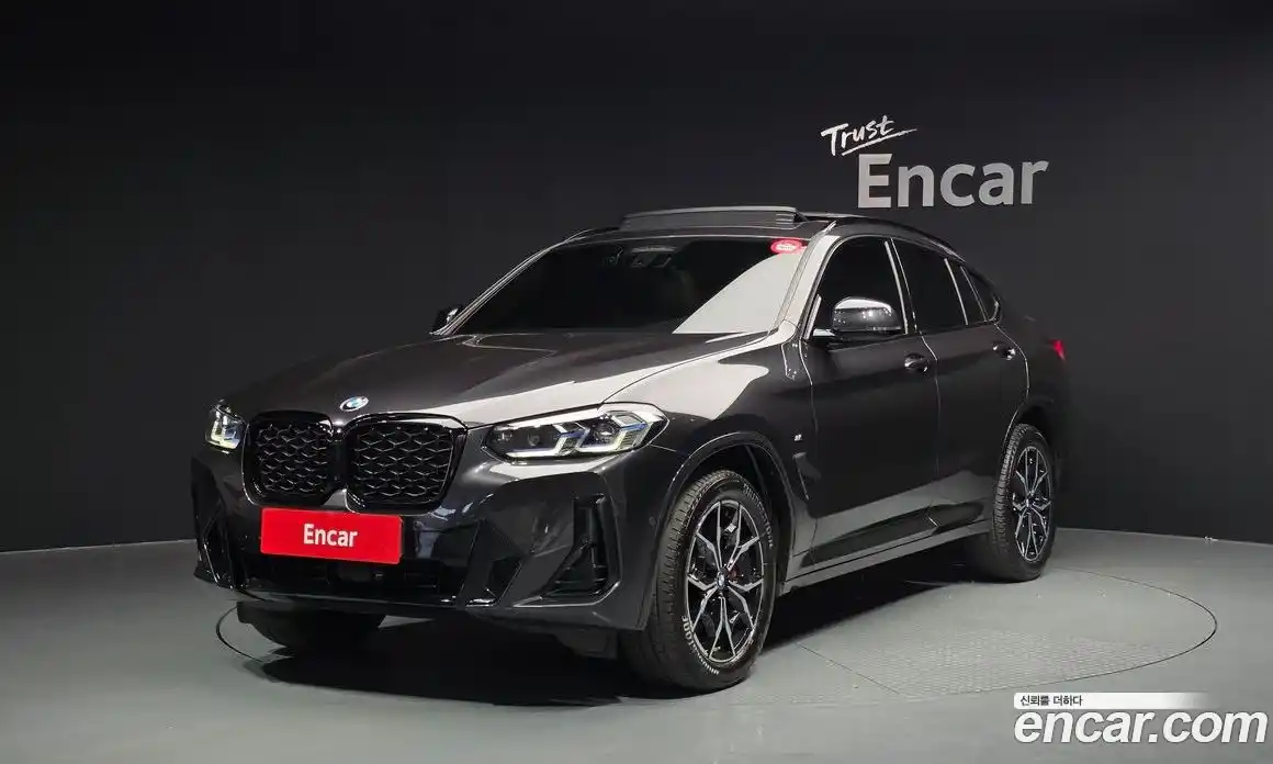 BMW X4 2023 2.0 гидро, фото 1