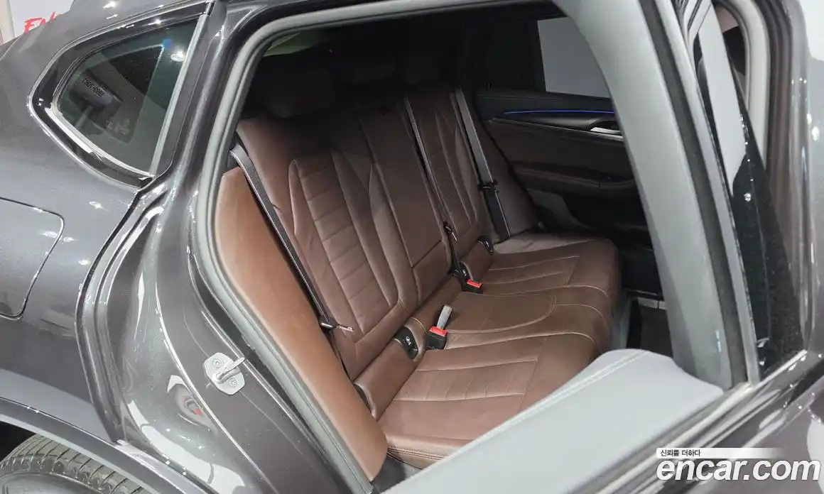 BMW X4 2023 2.0 гидро, фото 17