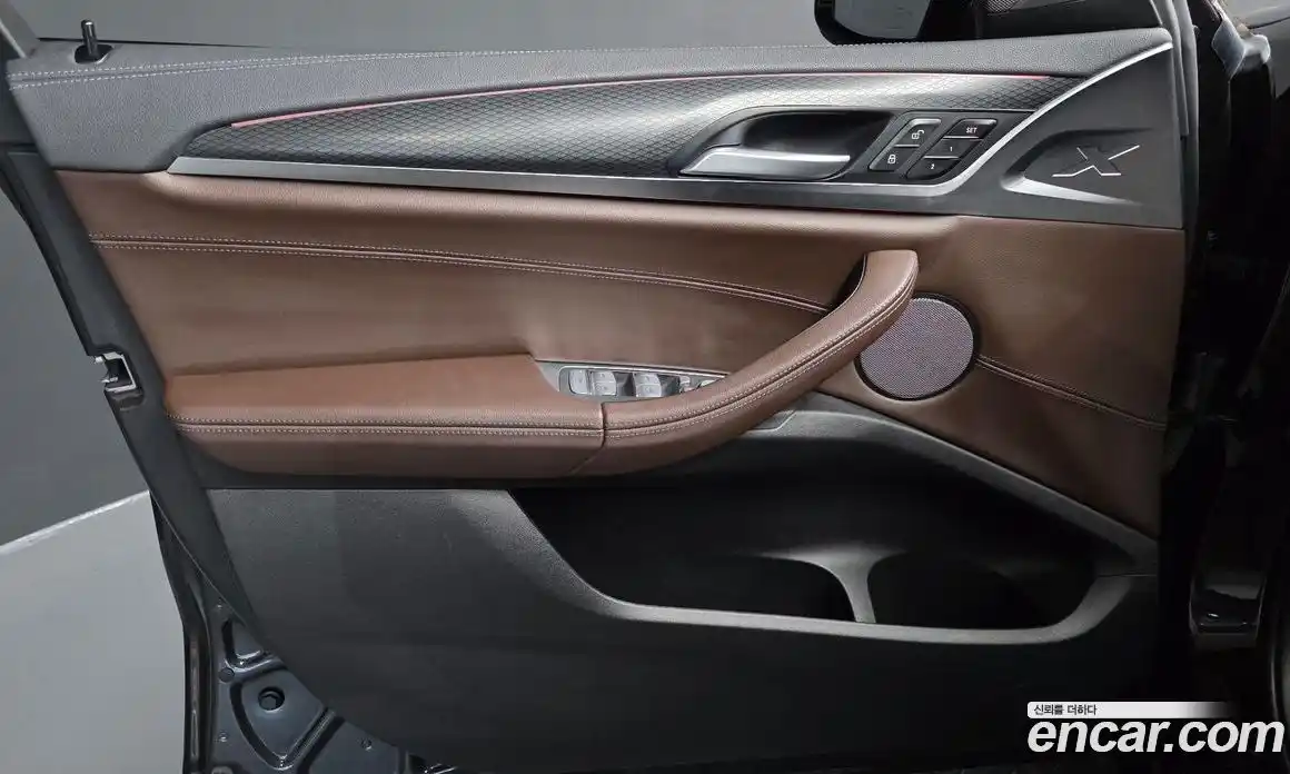 BMW X4 2023 2.0 гидро, фото 27