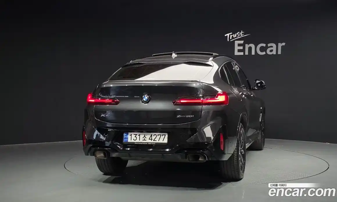 BMW X4 2023 2.0 гидро, фото 4