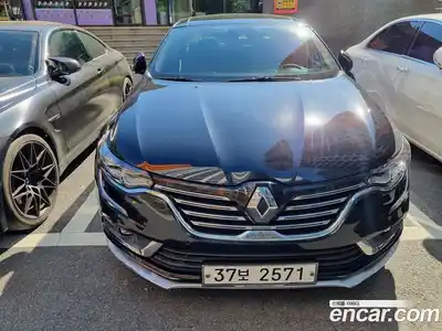 Renault SM6
