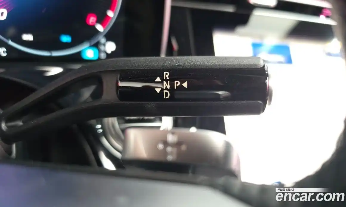 Mercedes-Benz E-Class 2025 2.0 гидро, фото 11