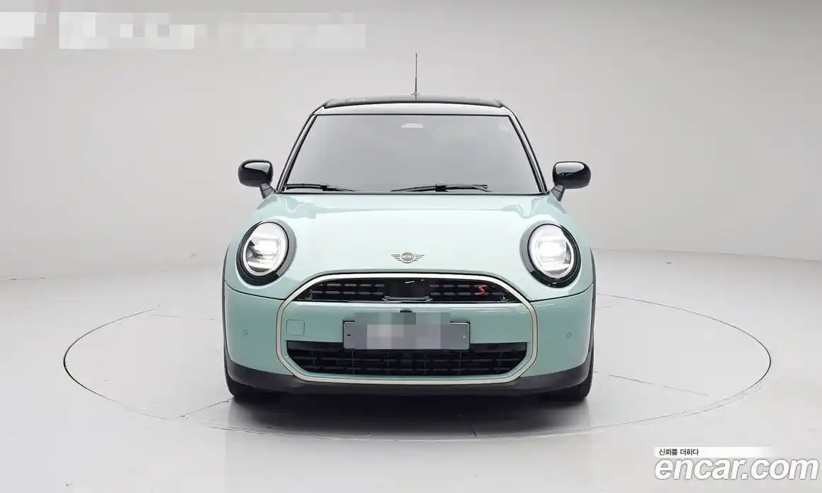 Mini Cooper 2024 2.0 автомат (гидро), фото 3
