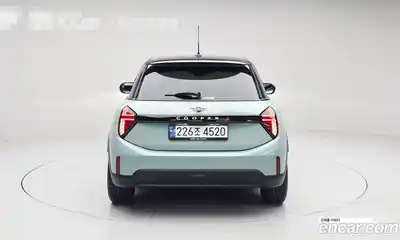 Mini Cooper 2024 2.0 автомат (гидро), миниатюра 4