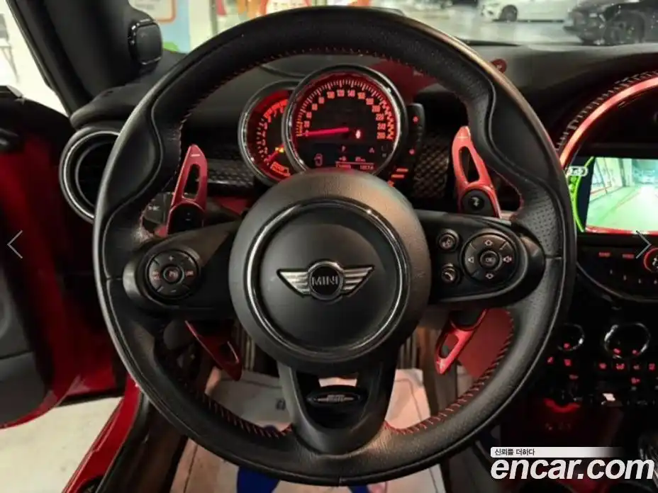 Mini Cooper 2016 2.0 автомат (гидро), фото 8
