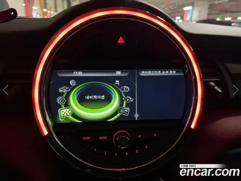 Mini Cooper 2016 2.0 автомат (гидро), фото 10