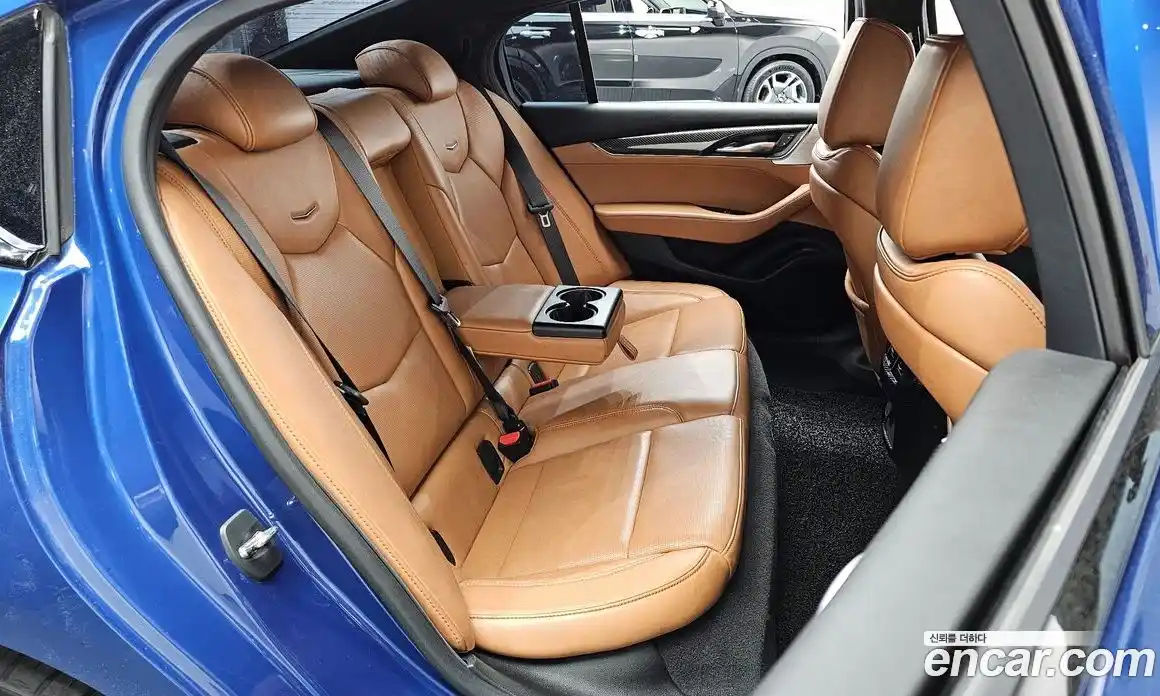 Cadillac CT5 2020 2.0 гидро, фото 17