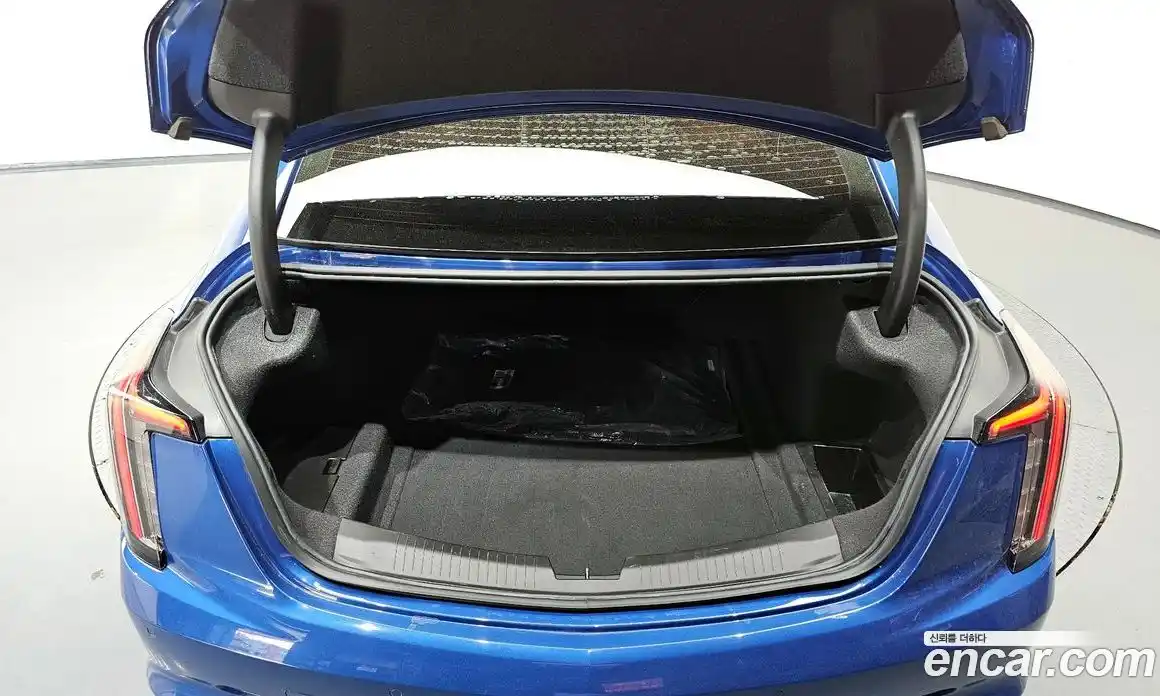 Cadillac CT5 2020 2.0 гидро, фото 26