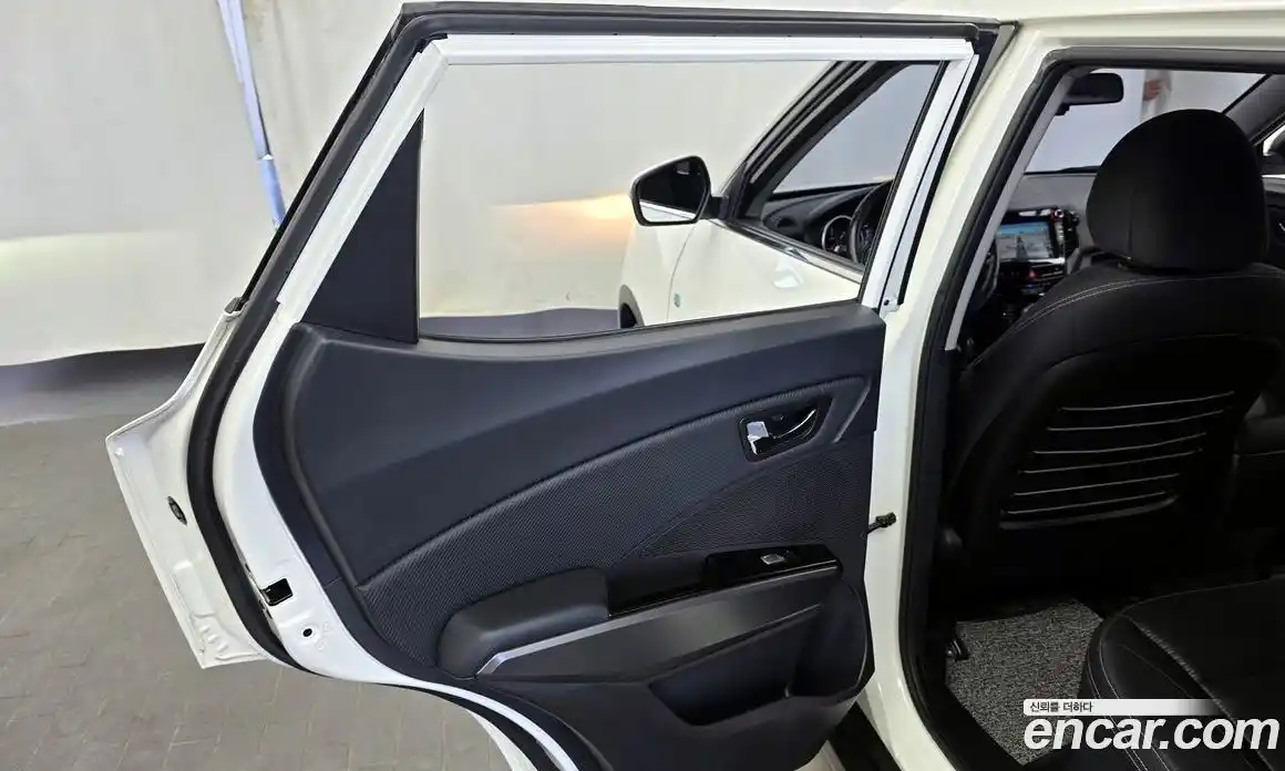 SsangYong TIBOLI 2016 1.6 гидро, фото 15
