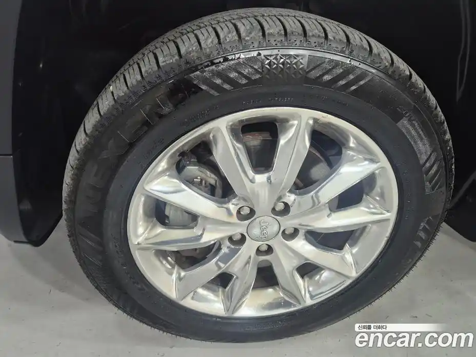 Jeep Cherokee 2015 3.0 автомат (гидро), фото 18