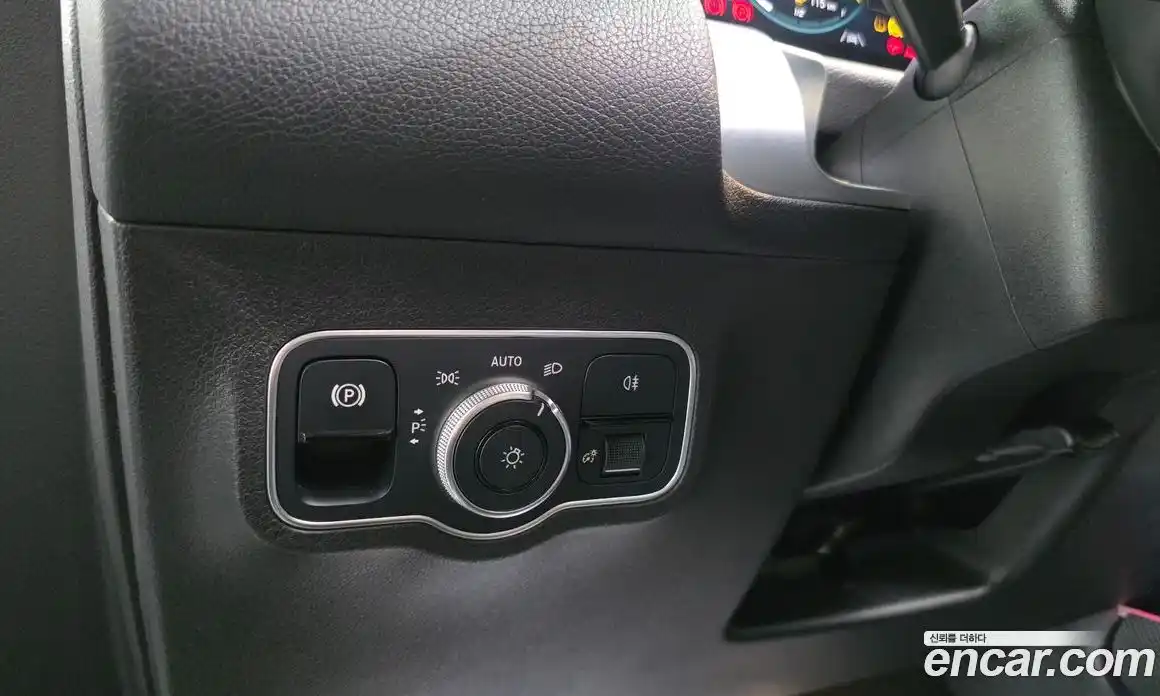 Mercedes-Benz GLB-Class 2021 1.9 гидро, фото 15