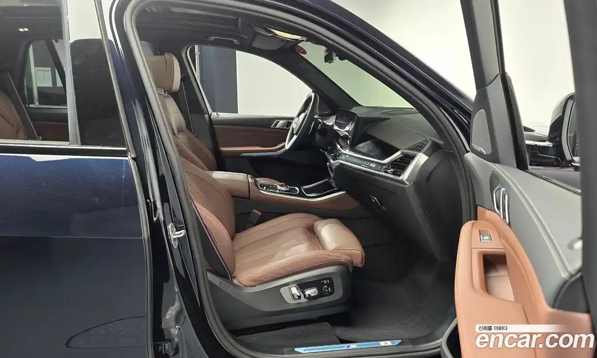BMW X5 2025 3.0 автомат (гидро), фото 16