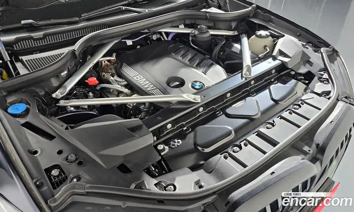 BMW X5 2025 3.0 автомат (гидро), фото 6